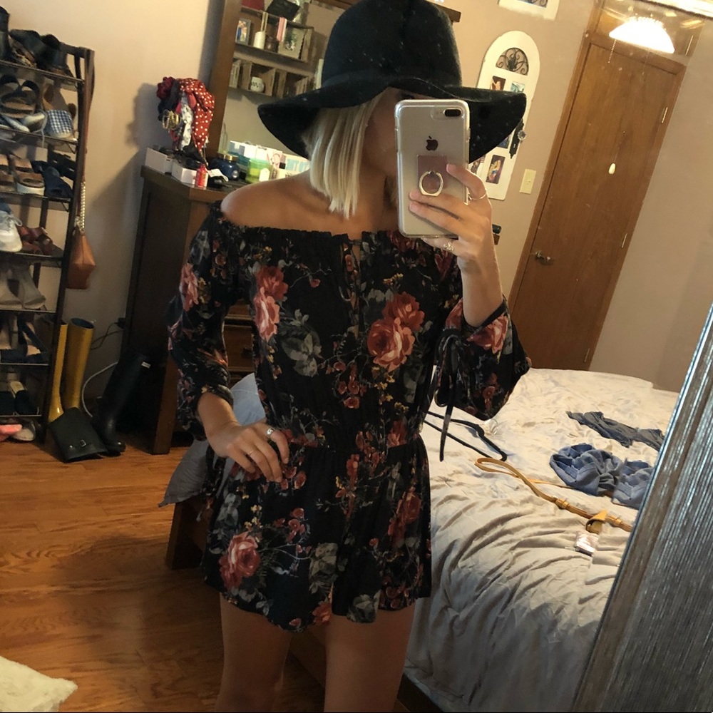 Floral off the shoulder romper!